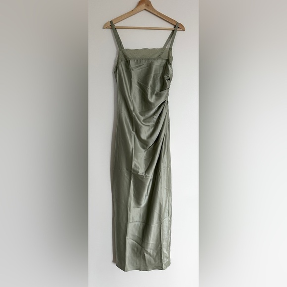 Reformation Vesper Satin Dress Size 4 - Picture 3 of 12